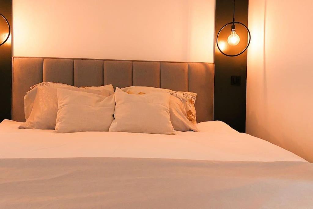 The Modern Lodge Skopje Esterno foto