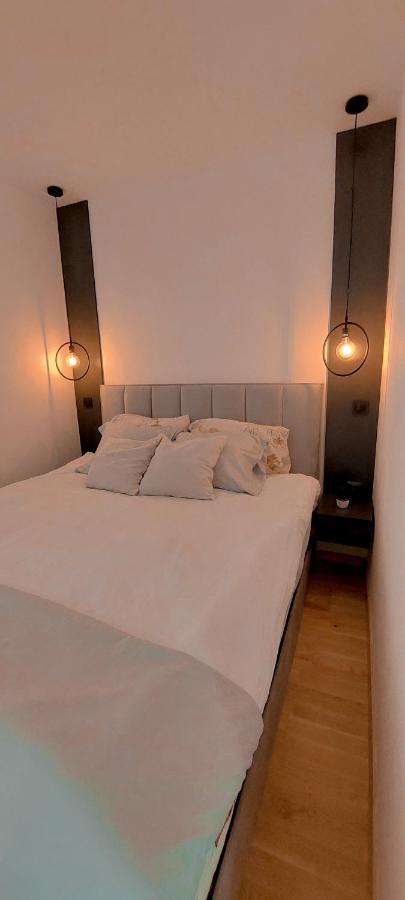 The Modern Lodge Skopje Esterno foto